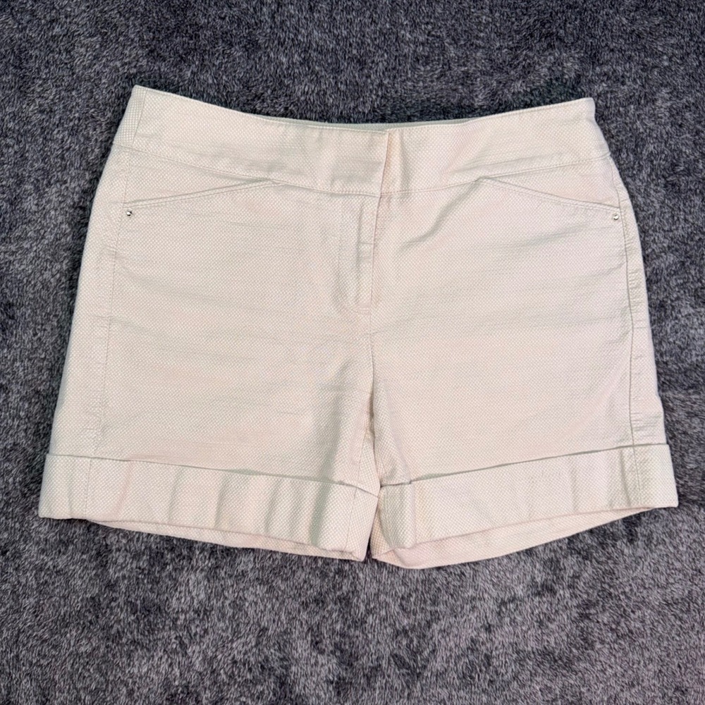 White‎ House Black Market Shorts Womens 2 Cream Textured Cuffed Low Rise Neutral - Picture 2 of 13
